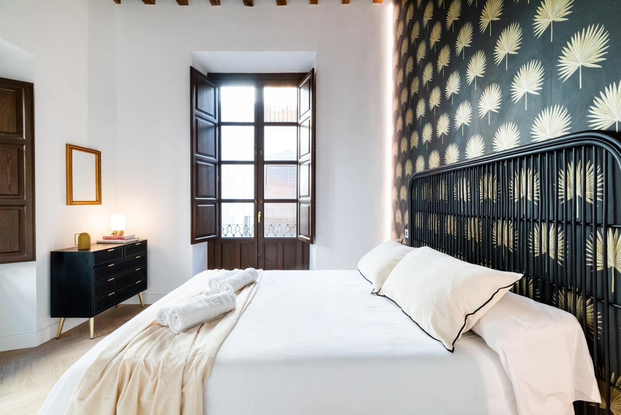 Urban Gracia Deluxe Centro Ciudad Apartment Гранада Екстериор снимка